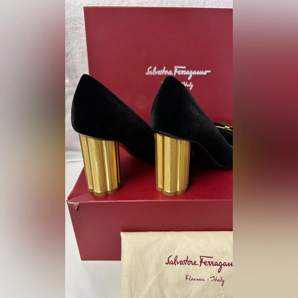 NIB SALVATORE FERRAGAMO Women's Capua Velvet Floral Heel Pumps